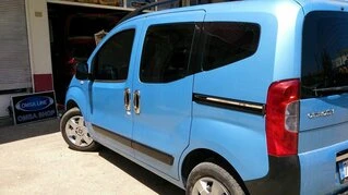 Молдинг під двері зрушення (2 шт, нерж.) Carmos - Турецька сталь для Peugeot Bipper