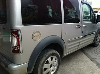 Накладки на стопи варіант №1 (2 шт, пласт) для Ford Connect 2010-2013 рр