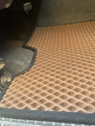 Килимки EVA (цегляні) Короткий, 5 штук (передні та задні) для Nissan Patrol Y60 1988-1997 рр