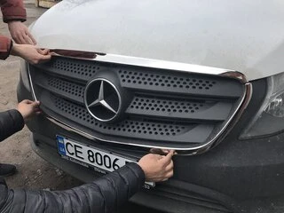Обведення решітки (2 шт., нерж) для Mercedes Vito / V-class W447 2014- рр