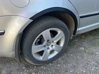 Накладки на арки (4 шт, чорні) ABS - пластик для Skoda Superb 2001-2009 рр