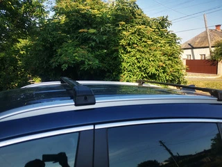 Поперечний багажник на інтегровані рейлінги під ключ (2 шт) Сірий для Kia Sportage 2015-2021 рр