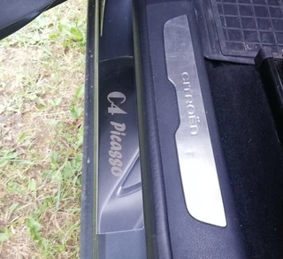 Накладки на пороги Carmos (4 шт., нерж.) для Citroen C-4 Picasso 2013-2022 рр