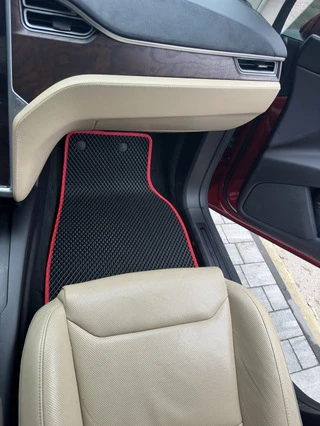 Килимки EVA (чорні) для Tesla Model X