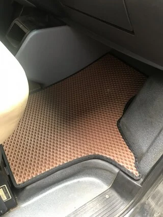 Килимки EVA (цегляні) з 3 частин для Mercedes Vito W638 1996-2003 рр