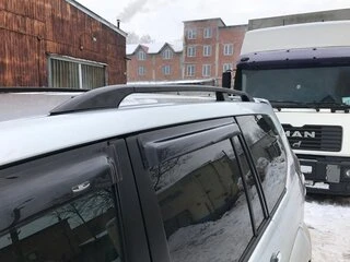 Рейлінги Чорні турецькі Металеві ніжки для Toyota Land Cruiser Prado 120