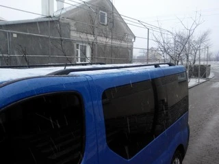 Рейлінги Чорні Коротка база, Метал. ніжки для Nissan Primastar 2002-2014 рр