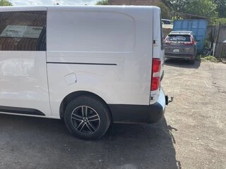 Накладка на задній бампер OmsaLine (нерж) Коротка/Середня бази для Toyota Proace