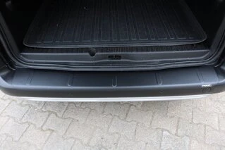 Накладка на задній бампер (ABS) для Opel Combo 2019- рр