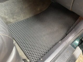 Килимки EVA (чорні) для Jeep Cherokee XJ 1984-2001 рр