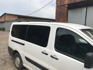 Рейлінги чорні Коротка база, Пластикові ніжки для Citroen Jumpy 2007-2017 рр