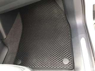 Килимки EVA (3 ряди, чорні) для Volkswagen ID.6