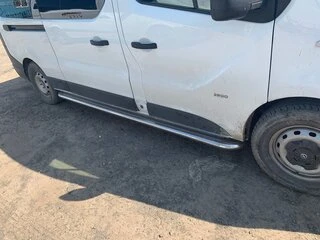 Бокові пороги Premium (2 шт., нерж.) 60 мм, коротка база для Nissan Primastar 2002-2014 рр