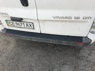 Накладка на задній бампер DDU (ABS) для Opel Vivaro 2001-2015 рр