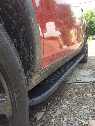 Бокові пороги Bosphore Black (2 шт., Алюміній) 2014-2019 для Land Rover Discovery Sport