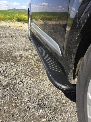 Бокові пороги Bosphorus Yeni Black (2 шт., алюміній) для Ауди Q7 2015- рр