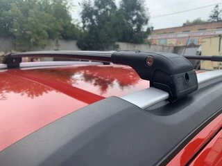 Поперечний багажник на інтегровані рейлінги під ключ (2 шт) Сірий для Opel Mokka 2012-2021 рр