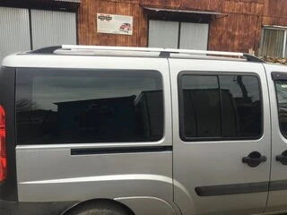 Рейлінги Хром (пласт. ніжки) Стандартна база, металеві ніжки для Fiat Doblo I 2005-2010 рр