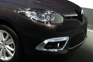 Окантовка туманок (2013-2025, 2 шт, нерж) для Renault Fluence рр