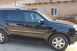 Бокові пороги Allmond Black (2 шт., алюміній) для Honda Pilot 2008-2015 рр