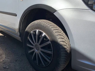 Накладки на арки (чорний мат) Довга база (метал) для Volkswagen Caddy 2010-2015 рр