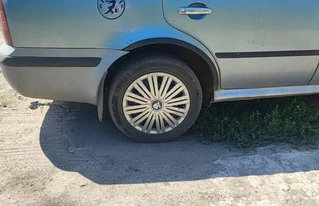 Накладки на арки (4 шт, чорні) метал для Skoda Octavia I Tour A4 1996-2010