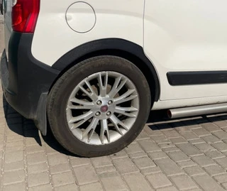 Накладки на арки (4 шт, чорні) 1 двері, Металеві для Citroen Nemo