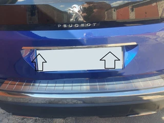 Планка над номером (нерж) для Peugeot 3008 2016-2023 рр