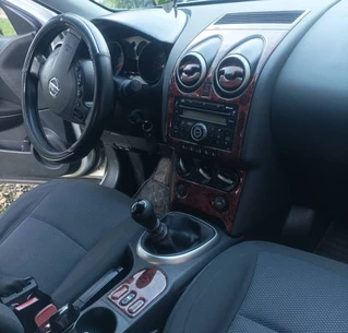 Накладки на панель Карбон для Nissan Qashqai 2007-2010 рр