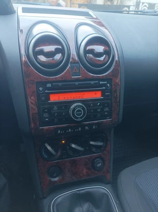 Накладки на панель Карбон для Nissan Qashqai 2007-2010 рр