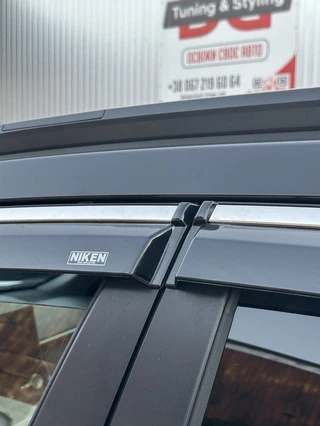 Вітровики з хромом (4 шт, Niken) для Toyota Corolla Cross