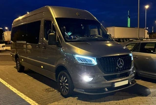 Нижня накладка на передній бампер (під фарбування) для Mercedes Sprinter W907/W910 2018- рр