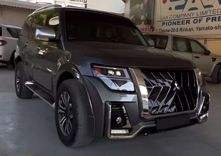 Комплект обвісів Black Hawk для Mitsubishi Pajero Wagon IV