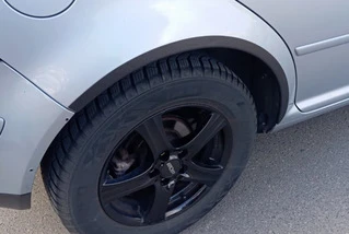 Накладки на арки (4 шт, чорні) для Volkswagen Golf 4