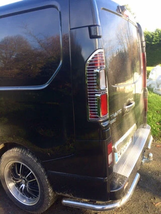 Накладки на стопи (2 шт., пласт) для Fiat Talento 2016- рр