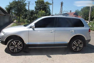 Рейлінги Хром (Пласт. Ніжки) Пластикова ніжка для Volkswagen Touareg 2002-2010 рр