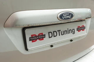 Планка над номером Carmos (нерж.) для Ford C-Max/Grand C-Max 2010-2019 рр