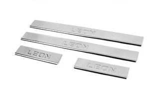 Молдинг на двері (4 шт, ABS) для Nissan Navara 2006-2015 рр