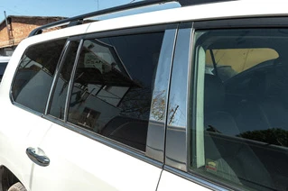 Килимок антиковзкий на торпеду 140х85 чорний (Proswisscar)