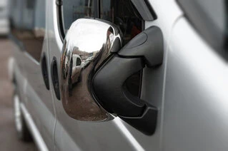 Накладки на дзеркала (2 шт, пласт) Carmos - Турецька сталь для Renault Trafic 2001-2015 рр