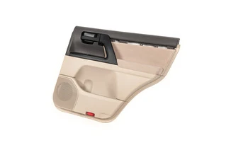 Обшивка дверей без дерев&rsquo;яної вставки (1 шт) для Toyota Land Cruiser 200