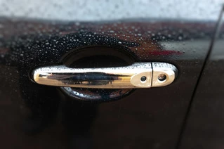 Накладки на ручки (4 шт) Місце під чіп, OmsaLine - Італійська нержавійка для Nissan Juke 2010-2019 рр