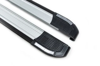 Бокові пороги Rainbow (2 шт., Алюміній) для Nissan Navara 2006-2015 рр