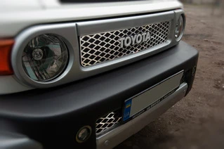 Хром накадки на решітку (нержавійка) для Toyota FJ Cruiser