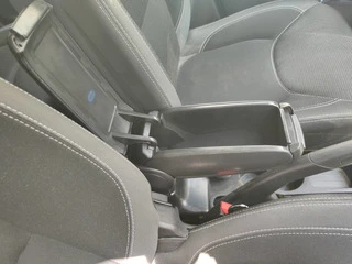 Підлокітник V1 (в підстаканник) для Renault Clio IV 2012-2019 рр